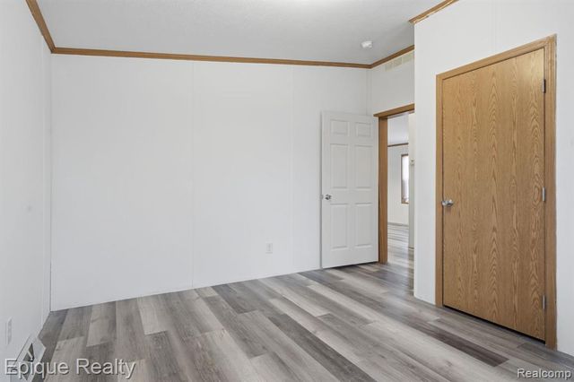 310 Greenwood, Wixom, MI 48393