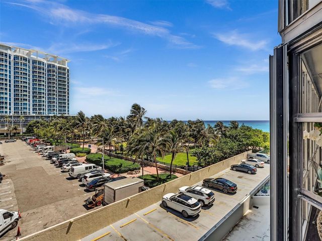 6423 Collins Ave 409, Miami Beach, FL 33141