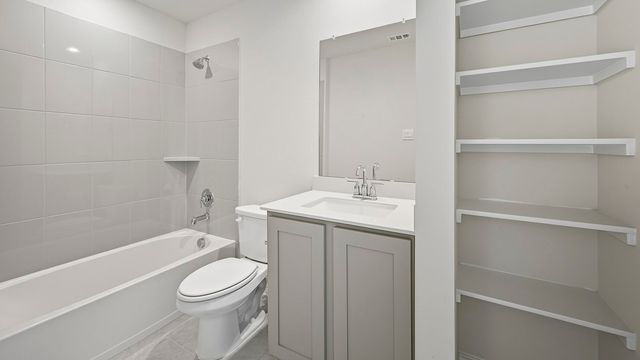 10216 Amalgam Street, Aubrey, TX 76227