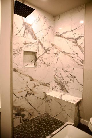 428 Van Molan Street, Houston, TX 77022