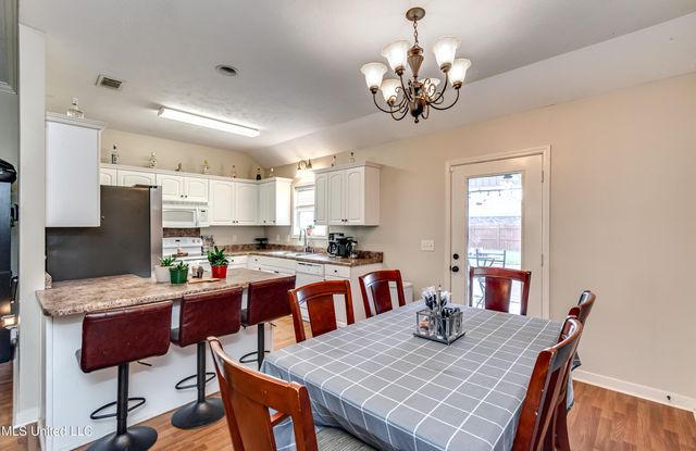 1076 Spanish Oak Drive, Pearl, MS 39208