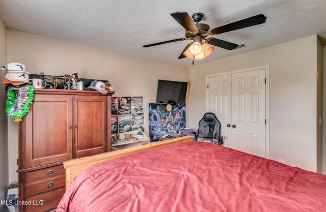 1076 Spanish Oak Drive, Pearl, MS 39208
