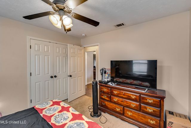 1076 Spanish Oak Drive, Pearl, MS 39208