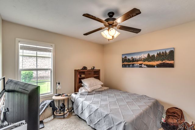 1076 Spanish Oak Drive, Pearl, MS 39208