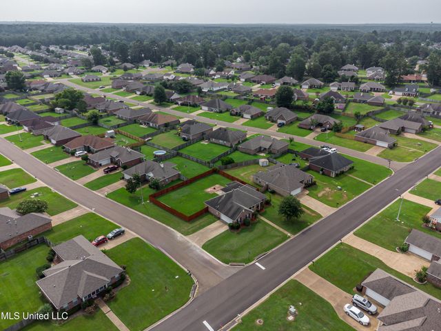 1076 Spanish Oak Drive, Pearl, MS 39208