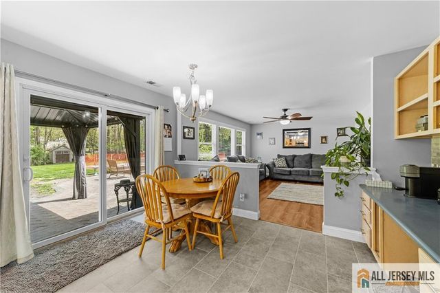 7 Michelle Street, Monroe, NJ 08831