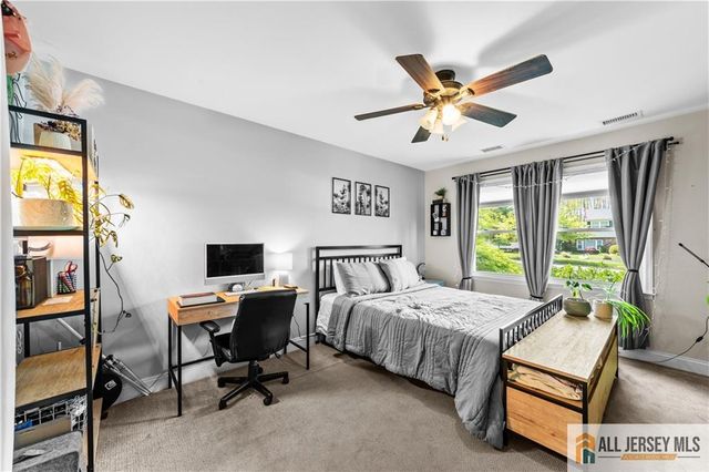 7 Michelle Street, Monroe, NJ 08831