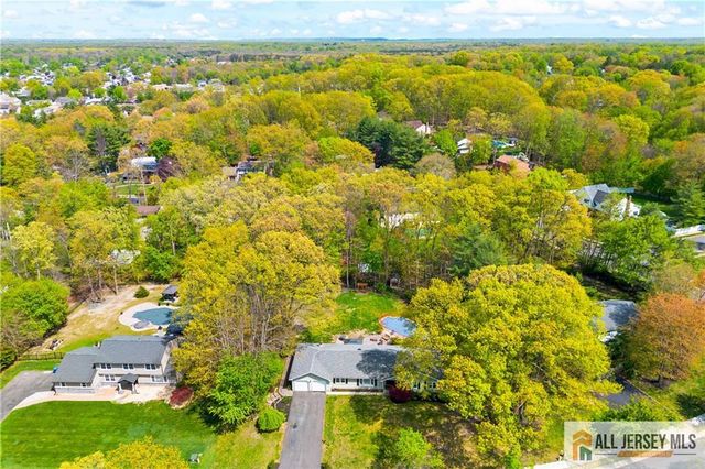 7 Michelle Street, Monroe, NJ 08831