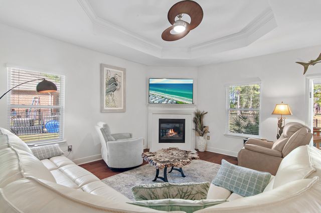 63 Camellia Court, Freeport, FL 32439