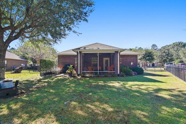 63 Camellia Court, Freeport, FL 32439