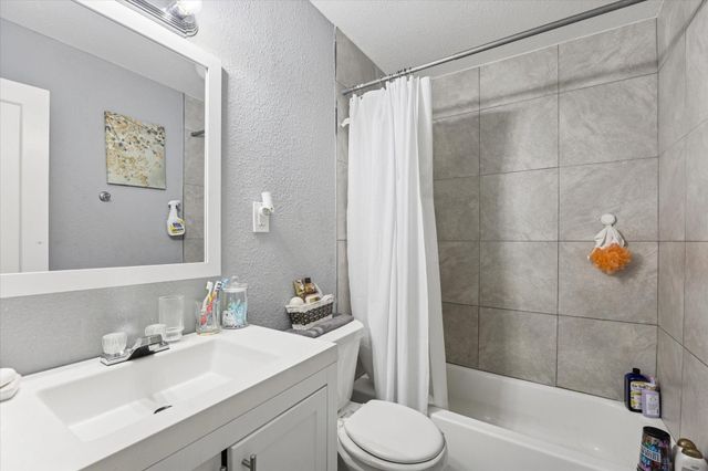 1435 Demaree Lane, Houston, TX 77029