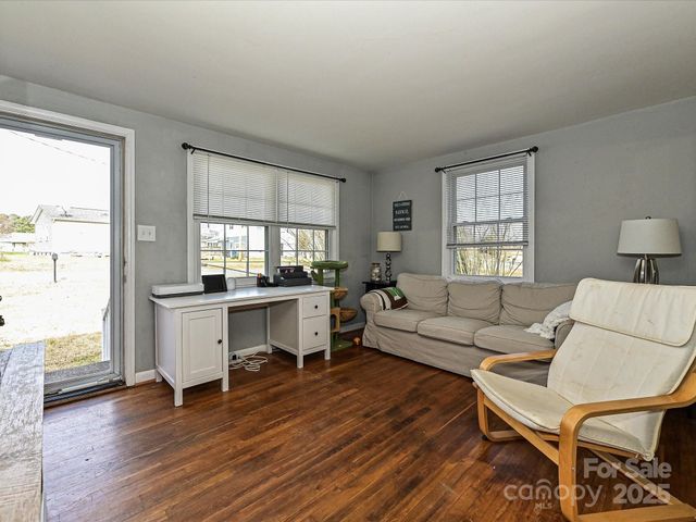 306 Dellwood Drive, Huntersville, NC 28078