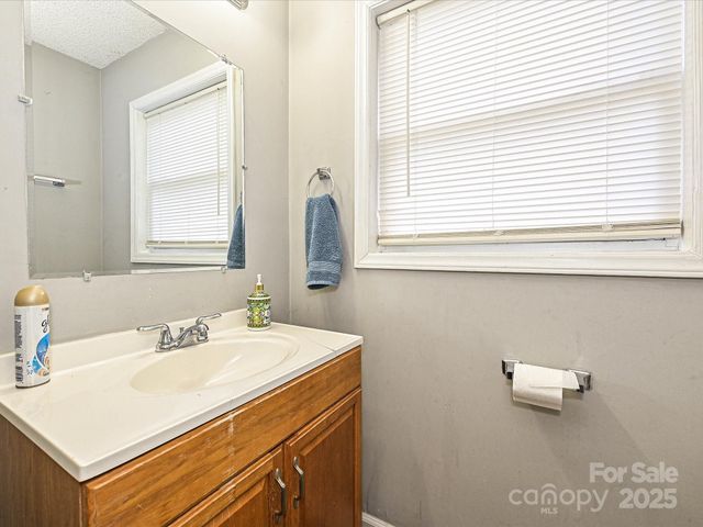 306 Dellwood Drive, Huntersville, NC 28078