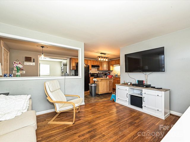 306 Dellwood Drive, Huntersville, NC 28078