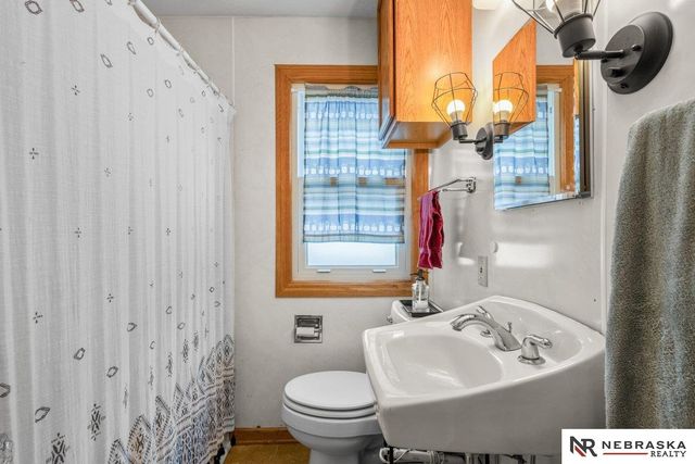 3501 N 47th Avenue, Omaha, NE 68104