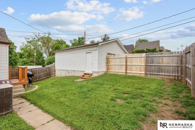 3501 N 47th Avenue, Omaha, NE 68104