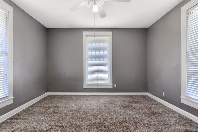 1115 W Bond Street, Denison, TX 75020