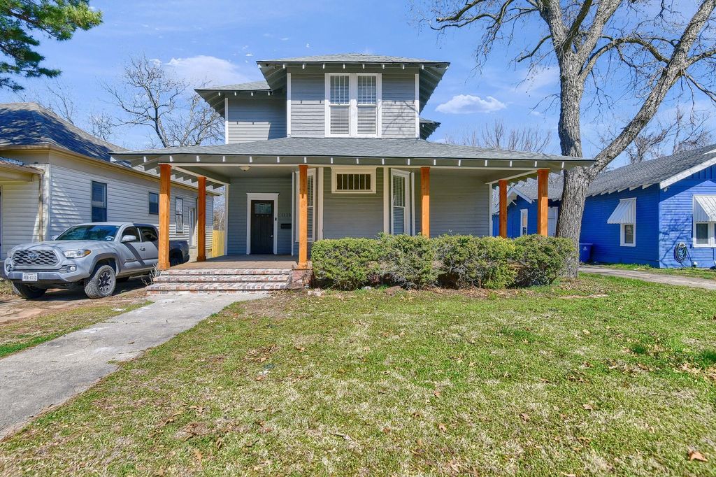 1115 W Bond Street, Denison, TX 75020