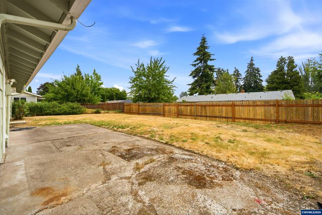 4710 12th Av NE, Keizer, OR 97303