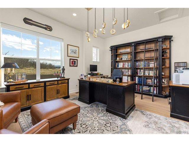 433 Scrubjay Cir, Castle Rock, CO 80104