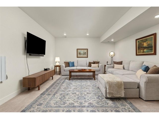 433 Scrubjay Cir, Castle Rock, CO 80104
