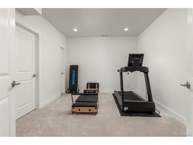 433 Scrubjay Cir, Castle Rock, CO 80104
