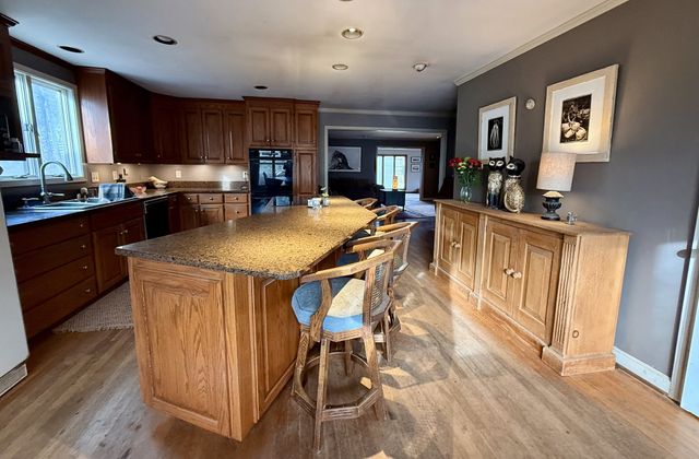 1217 Montpier Dr, Franklin, TN 37069