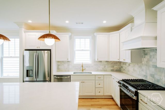 770 E Park Avenue, Savannah, GA 31401