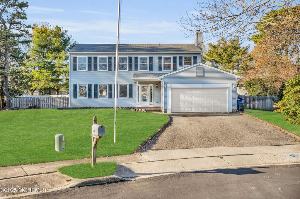 100 Circle Drive, Toms River, NJ 08753