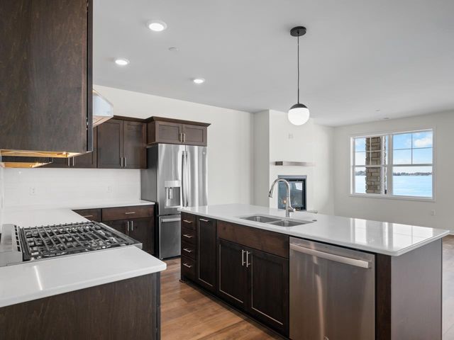216 Lakeview Lane, Beaver Dam, WI 53916