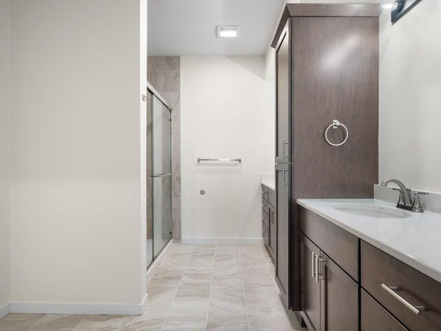 216 Lakeview Lane, Beaver Dam, WI 53916
