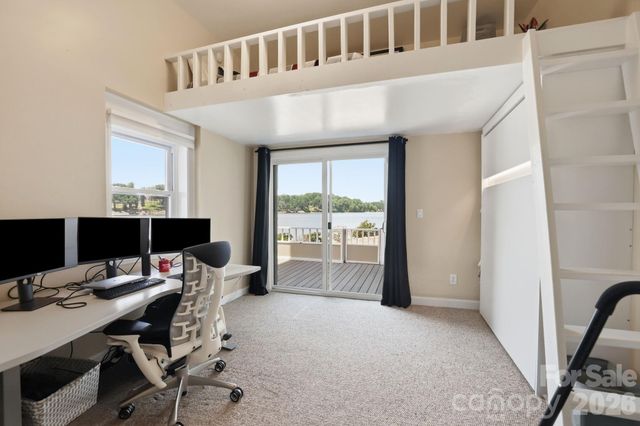 9817 Emerald Point Drive 4, Charlotte, NC 28278