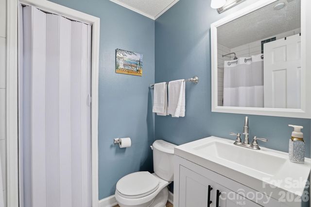 9817 Emerald Point Drive 4, Charlotte, NC 28278