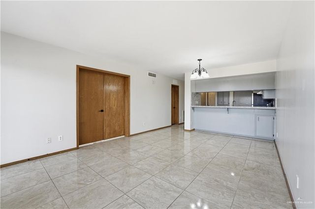 2900 Ashley Drive 405, Pharr, TX 78577