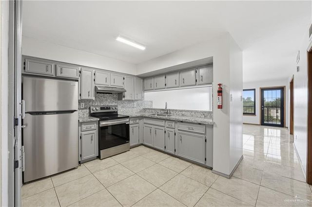 2900 Ashley Drive 405, Pharr, TX 78577