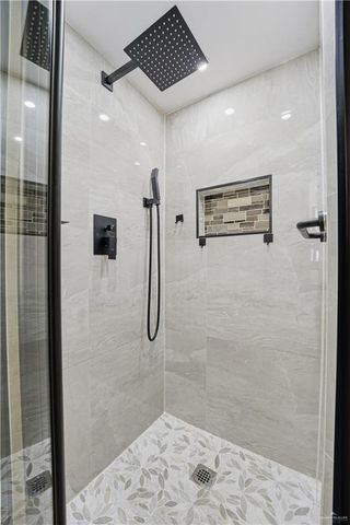 2900 Ashley Drive 405, Pharr, TX 78577