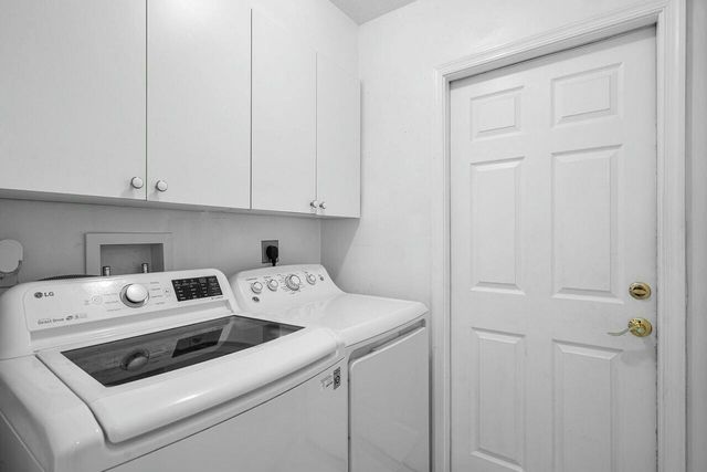1643 Oak Berry Circle, Wellington, FL 33414
