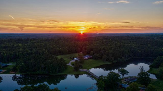 1703 Bullards Ferry Road, Elberton, GA 30635