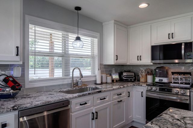 1703 Bullards Ferry Road, Elberton, GA 30635