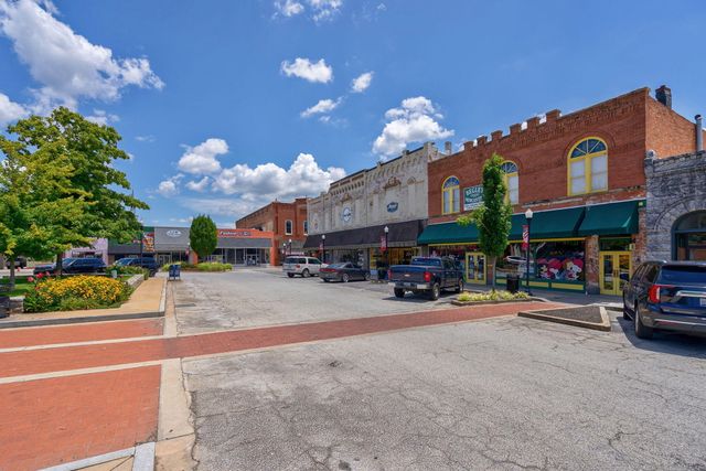 1703 Bullards Ferry Road, Elberton, GA 30635