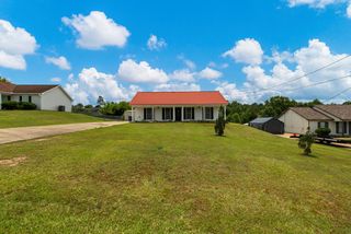57 Lee Road 2096, Phenix City, AL 36870