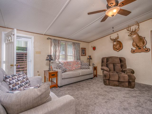 139 Robin Lane, Wellington, KY 40387
