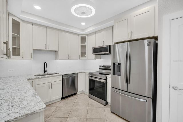 1 BEACH DRIVE SE 1910, St Petersburg, FL 33701