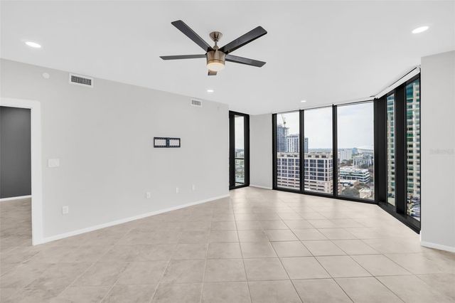 1 BEACH DRIVE SE 1910, St Petersburg, FL 33701