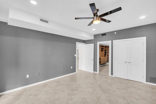 1 BEACH DRIVE SE 1910, St Petersburg, FL 33701