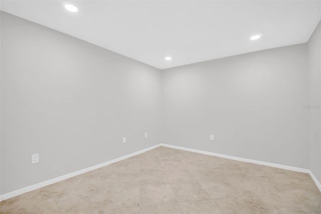 1 BEACH DRIVE SE 1910, St Petersburg, FL 33701