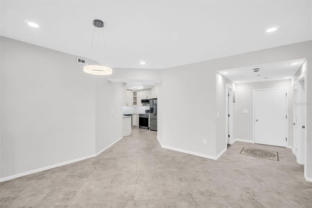 1 BEACH DRIVE SE 1910, St Petersburg, FL 33701