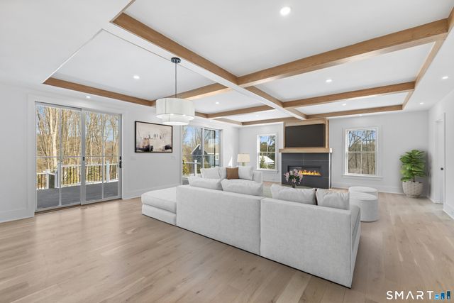 150 Wildwood Road, Stamford, CT 06903