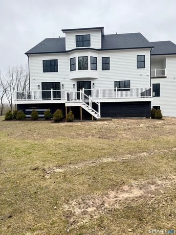 150 Wildwood Road, Stamford, CT 06903