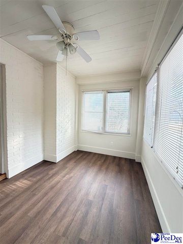 1007 W Cedar St, Florence, SC 29501